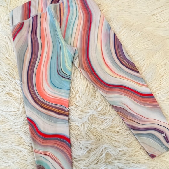 Athleta Girl "Chit Chat Swirl Printed Capri" - Picture 6 of 6